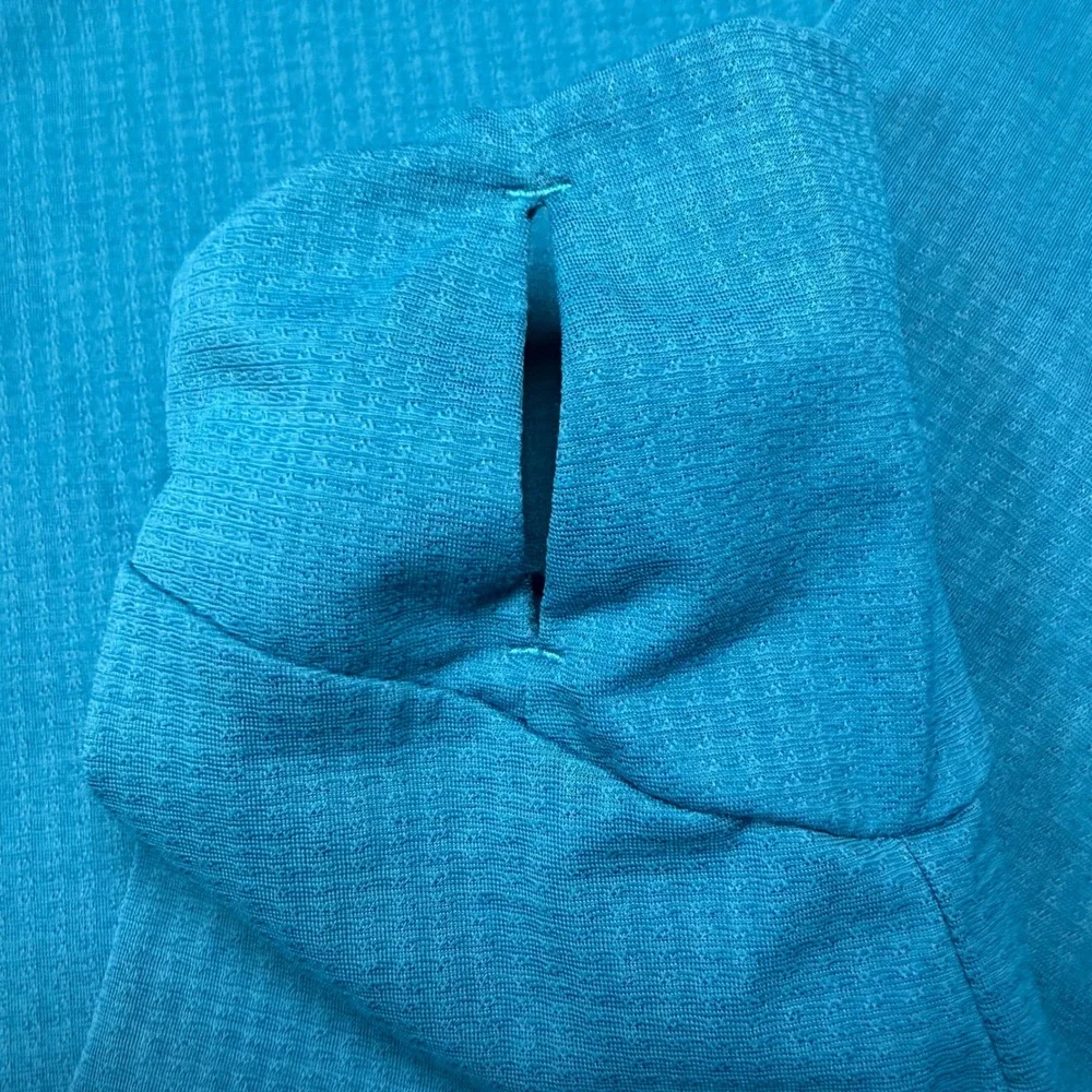 The North Face Mens FlashDry-XD Quarter Zip Pullover Blue Gray Active Top Medium